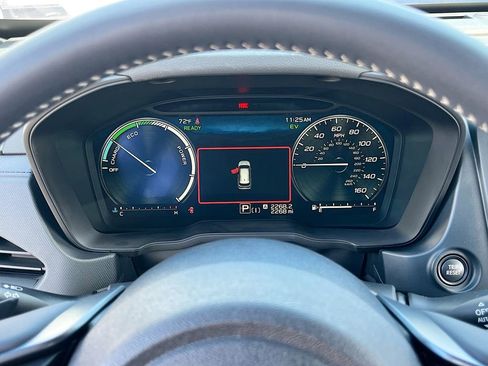 Used 2025 Subaru Forester Limited image 12