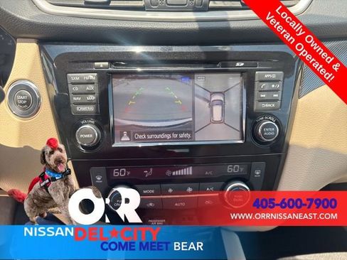 Used 2015 Nissan Rogue SL w/ SL Premium Package FWD image 25