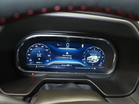 Used 2023 Chevrolet Tahoe RST w/ Luxury Package image 14