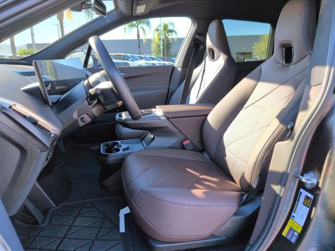 Certified 2024 BMW iX xDrive50 image 16