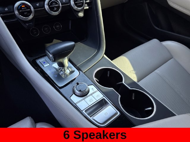 Used 2022 Genesis G70 2.0T AWD/4WD image 15