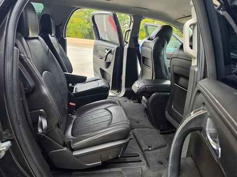 Used 2017 GMC Acadia Limited SLT FWD image 28