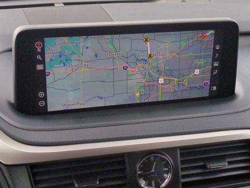 Used 2022 Lexus RX 450h AWD w/ Luxury Package image 30