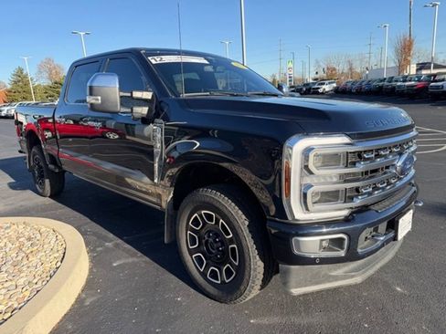 Used 2024 Ford F250 Platinum image 4
