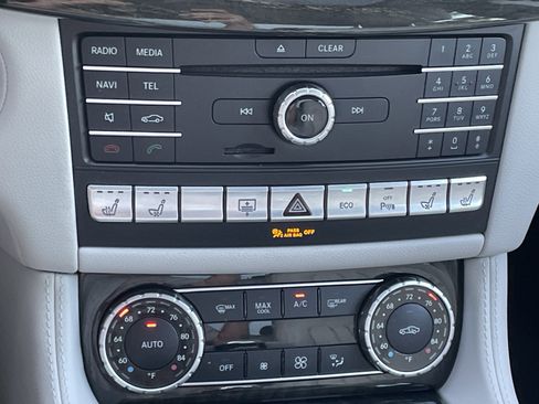 Used 2018 Mercedes-Benz CLS 550 4MATIC image 32