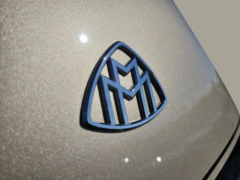 Used 2024 Mercedes-Benz Maybach EQS 680 4MATIC image 36