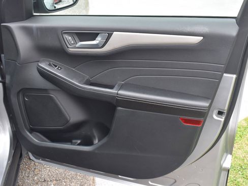 Used 2021 Ford Escape SE w/ Convenience Package FWD image 54
