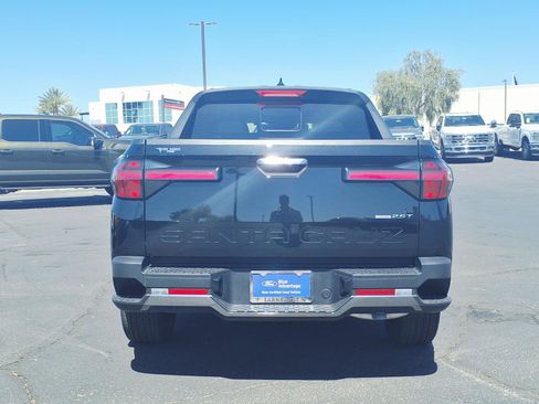 Used 2025 Hyundai Santa Cruz Limited AWD/4WD image 5