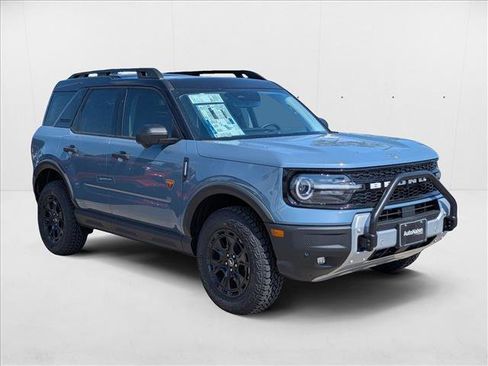 New 2025 Ford Bronco Sport Badlands w/ Sasquatch Badlands Package image 3