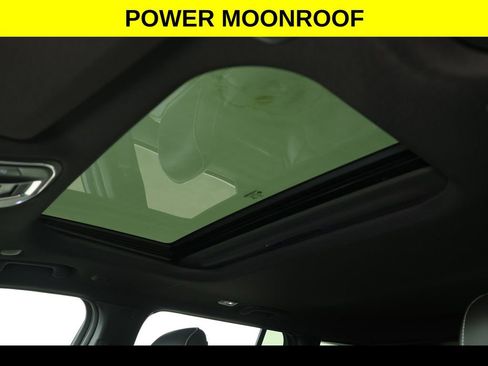 New 2026 Jeep Grand Cherokee Altitude AWD/4WD image 2
