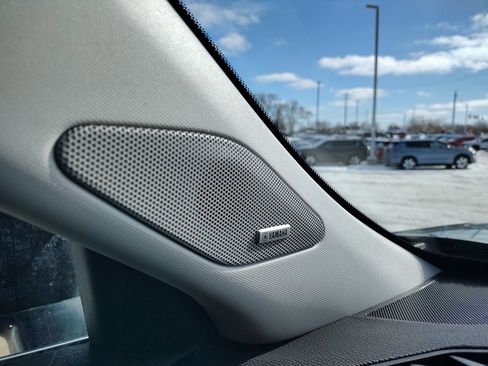 New 2026 Mitsubishi Outlander SE image 18