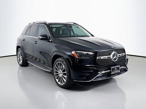 Used 2024 Mercedes-Benz GLE 350 4MATIC image 3