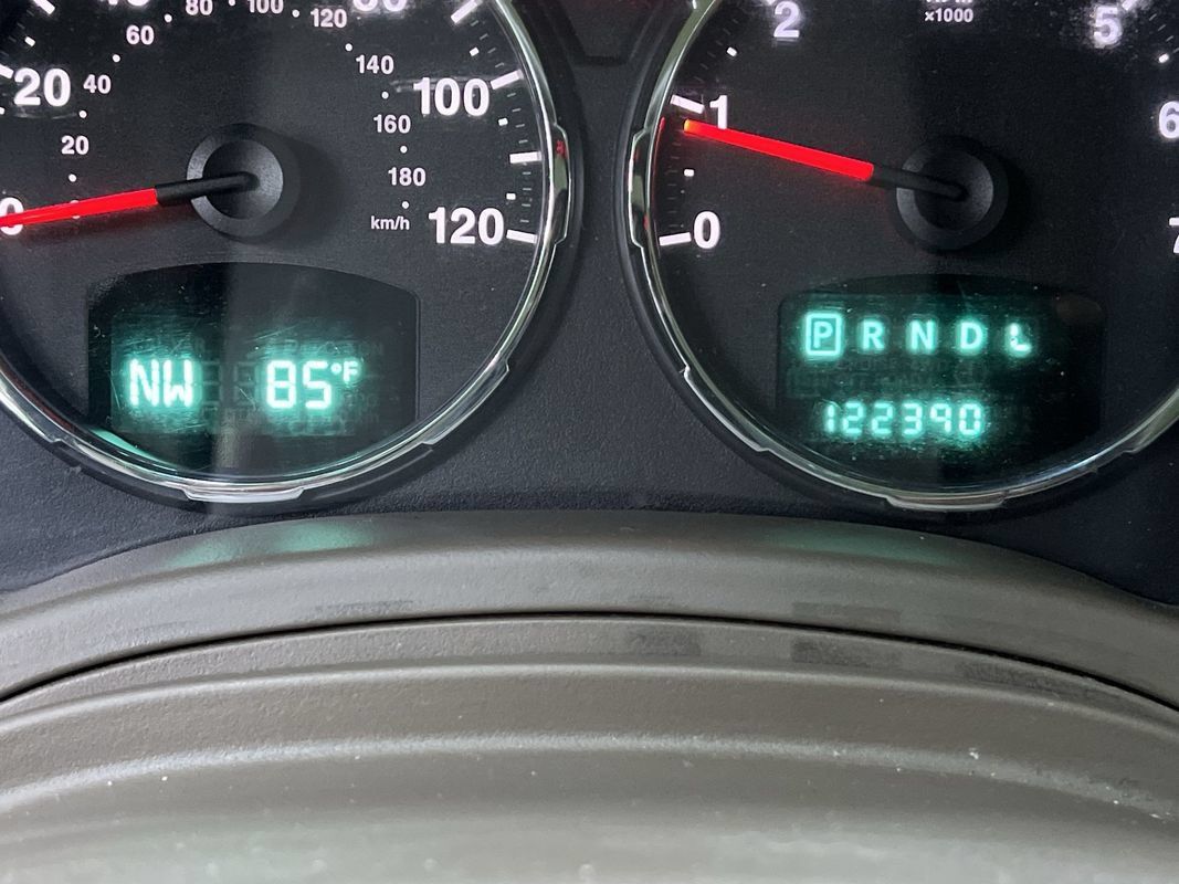 Used 2008 Jeep Liberty Sport w/ Popular Equipment Group AWD/4WD image 19