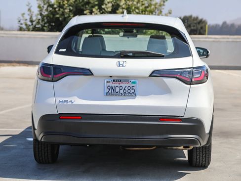 Used 2024 Honda HR-V LX image 6