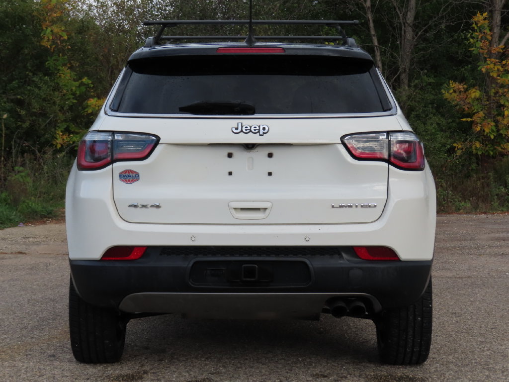 Used 2018 Jeep Compass Limited w/ Navigation Group AWD/4WD image 5