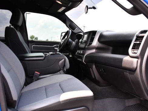 Used 2021 RAM 1500 Big Horn AWD/4WD image 32