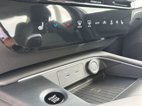 New 2026 Nissan Sentra SV w/ SV Convenience Package FWD image 28