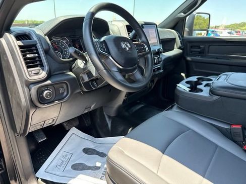 New 2026 RAM 2500 Tradesman w/ Chrome Appearance Group AWD/4WD image 23
