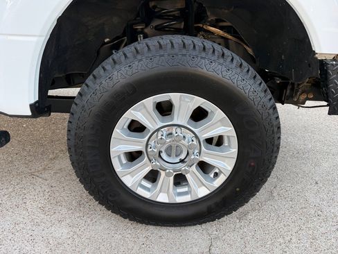 Used 2022 Ford F250 XLT w/ XLT Value Package image 17