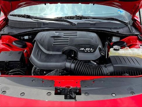 Used 2022 Dodge Charger SXT RWD image 29