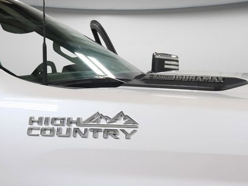 Used 2025 Chevrolet Silverado 3500 High Country w/ High Country Premium Package AWD/4WD image 34