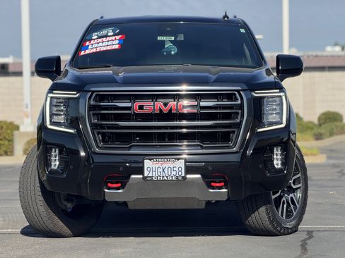 Used 2023 GMC Yukon XL AT4 w/ Max Trailering Package image 2
