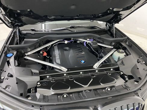 New 2026 BMW X7 xDrive40i w/ M Sport Package image 32