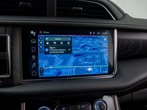 Used 2023 GMC Yukon XL Denali image 29