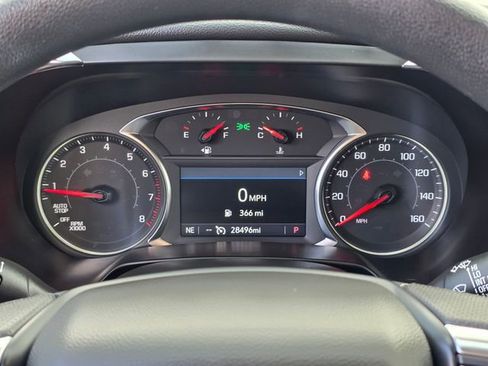 Used 2025 Chevrolet Blazer LT AWD/4WD image 24