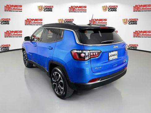 Used 2023 Jeep Compass Limited w/ Sun and Sound Group AWD/4WD image 2