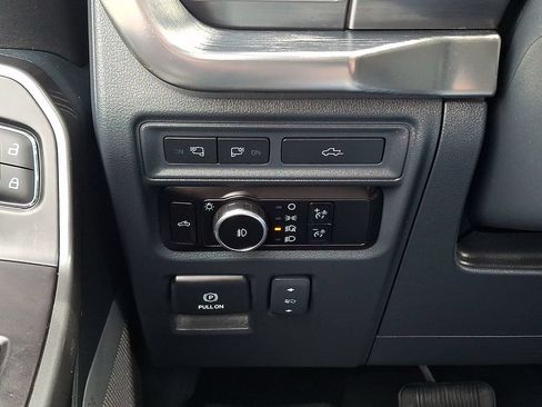 Used 2023 Ford F150 Lariat w/ Equipment Group 502A High AWD/4WD image 29