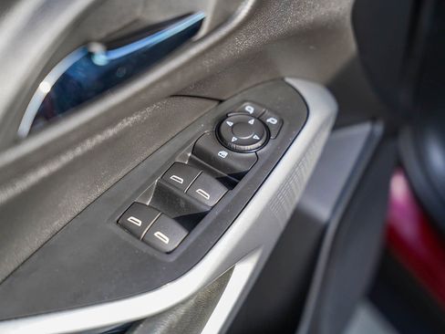 Used 2024 Chevrolet Trax RS w/ Driver Confidence Package image 20