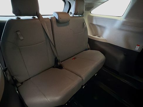 Used 2024 Toyota Sienna XLE w/ XLE Plus Package image 14