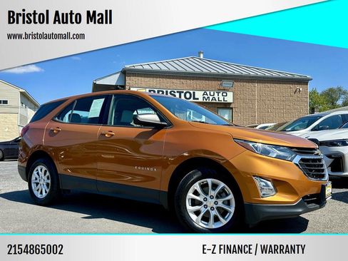 Used 2018 Chevrolet Equinox LS image 1