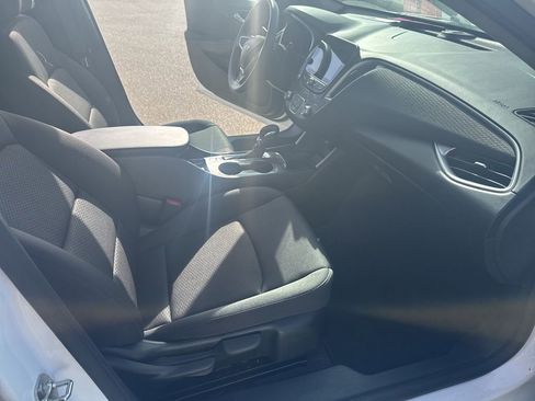 Used 2024 Chevrolet Malibu LS w/ Driver Confidence Package image 22