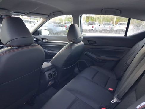 New 2026 Nissan Altima 2.5 SR FWD image 5