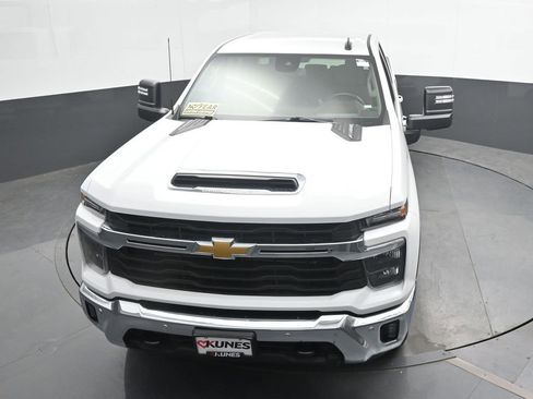 Used 2025 Chevrolet Silverado 2500 LT w/ Safety Package AWD/4WD image 35