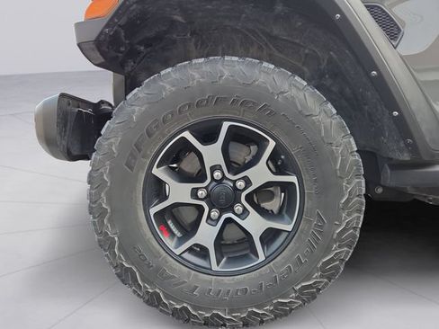 Used 2021 Jeep Wrangler Unlimited Rubicon AWD/4WD image 9