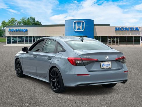 Certified 2022 Honda Civic Sport image 5