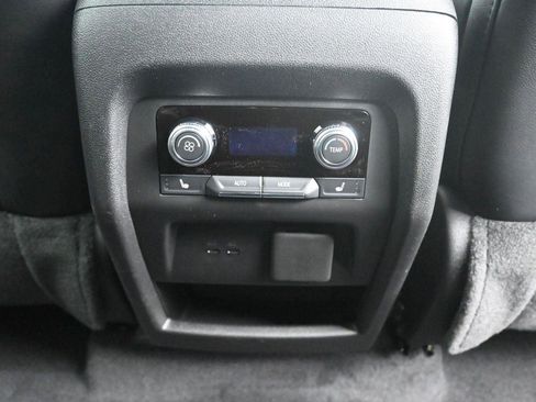 New 2026 GMC Acadia Denali Ultimate image 15