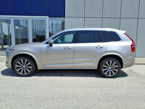 Certified 2023 Volvo XC90 B6 Plus w/ Protection Package AWD/4WD image 3