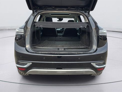 Used 2021 Buick Envision Avenir w/ Technology Package II image 19