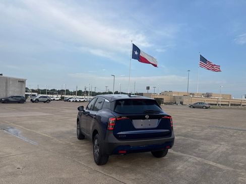 Used 2026 Nissan Kicks S FWD image 16