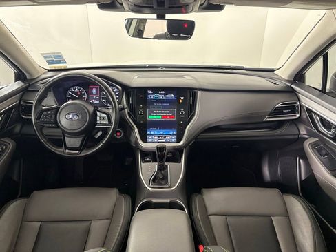 Used 2025 Subaru Outback Onyx Edition AWD/4WD image 38