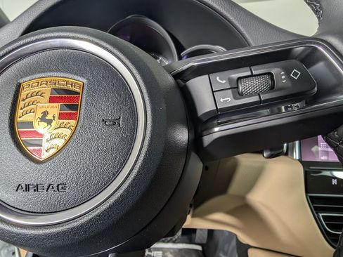 New 2026 Porsche Macan AWD/4WD image 38