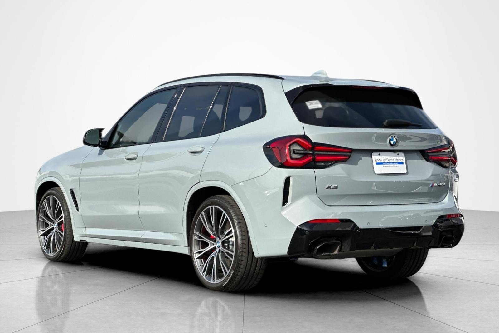 Used 2024 BMW X3 M40i AWD/4WD image 3