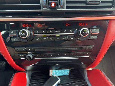 Used 2017 BMW X5 M image 21