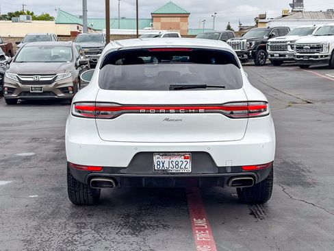 Used 2019 Porsche Macan AWD/4WD image 3