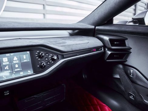 Used 2020 Ford GT Carbon Series RWD image 78