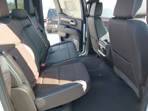 Used 2023 GMC Sierra 1500 Denali image 13